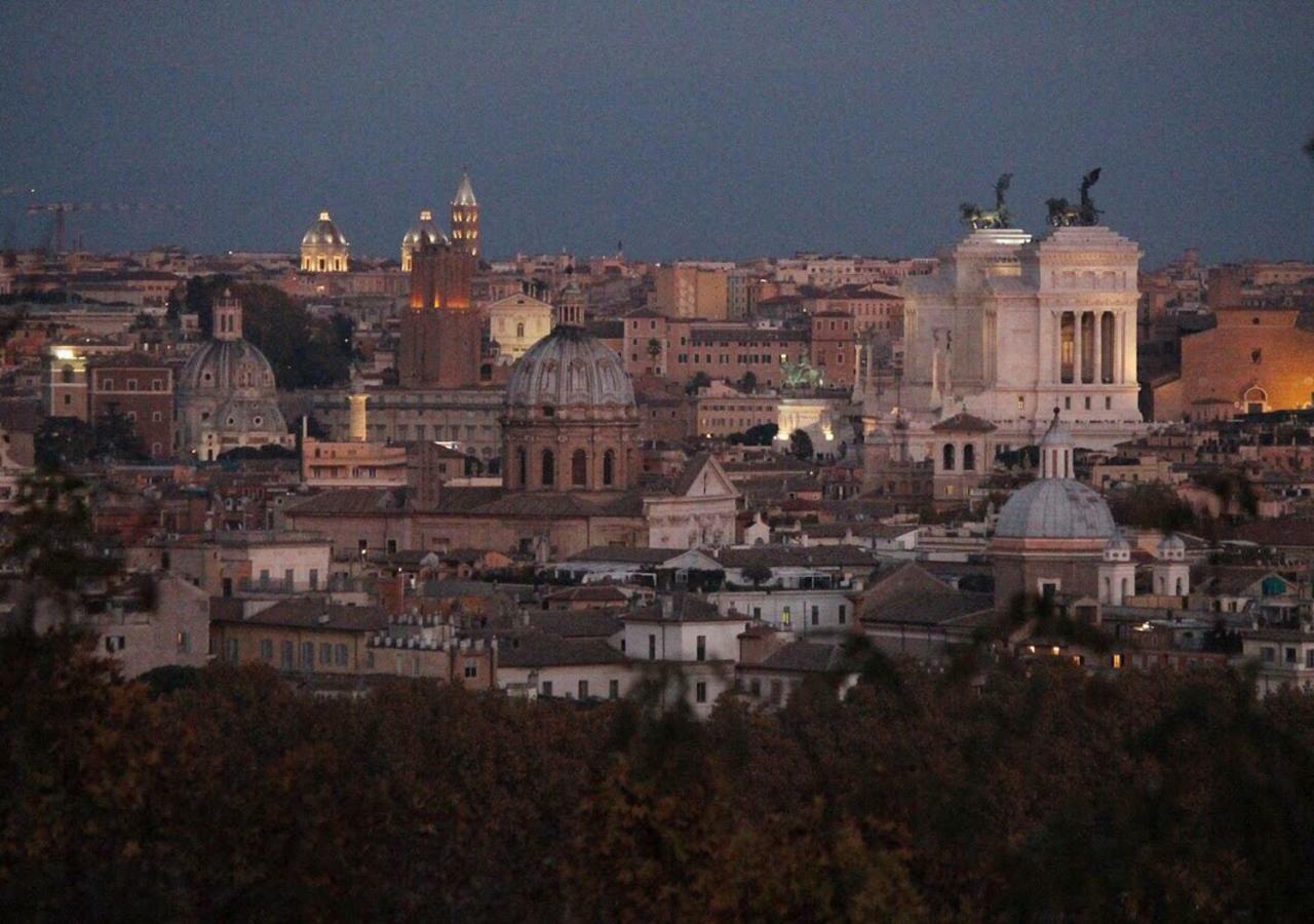 Vatican In The Moonlight Apartment โรม ภายนอก รูปภาพ